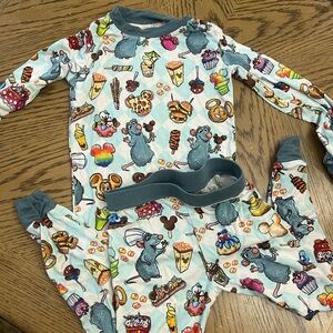 Colorful Cartoon Mouse Pajama Set